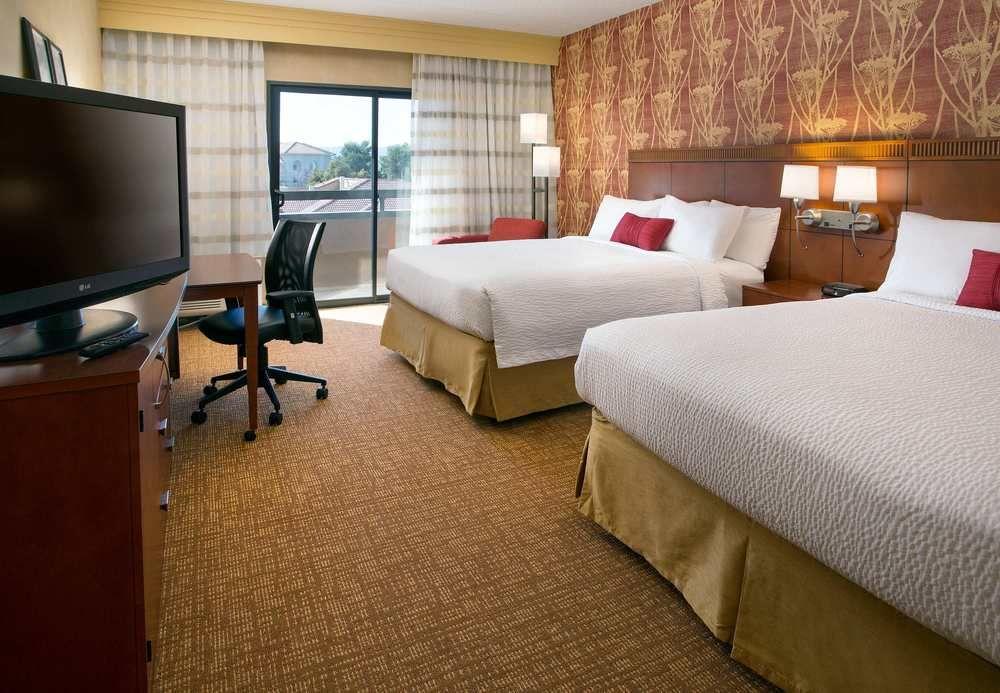 Courtyard By Marriott Phoenix Airport Zewnętrze zdjęcie